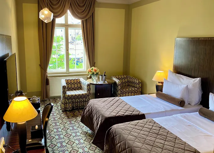 Grandezza Hotel Luxury Palace